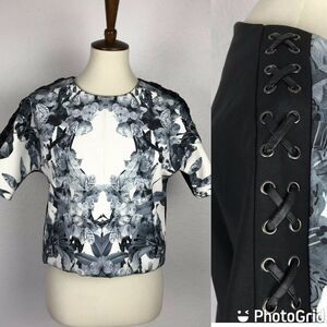 Finders Keepers Top Shirt Pullover Multicolor Floral Print Lace Up Sample